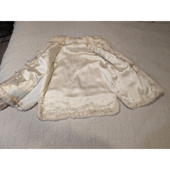 Gorgeous Rabbit Fur Coat Size Medium.  Impeccable condition - Picture 8 of 12